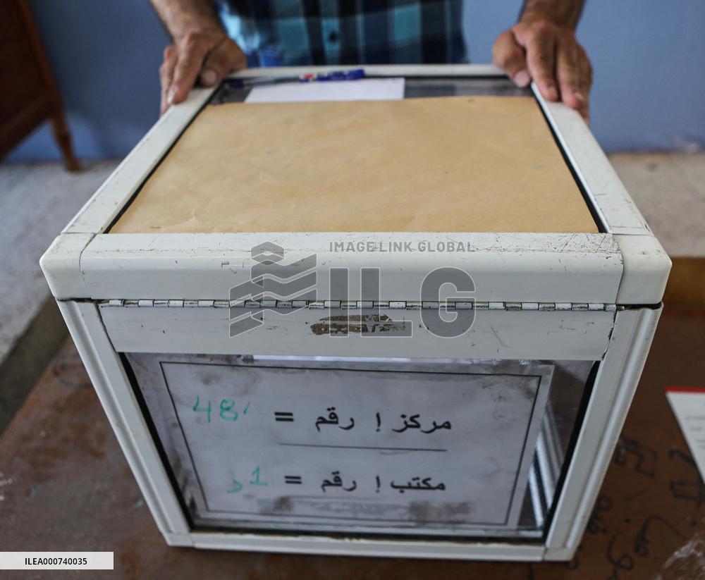 Parliamentary Elections in Algeria - Oran