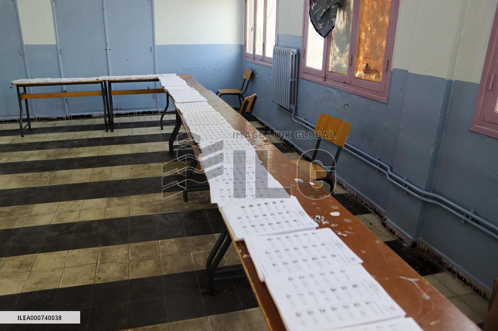 Parliamentary Elections in Algeria - Oran