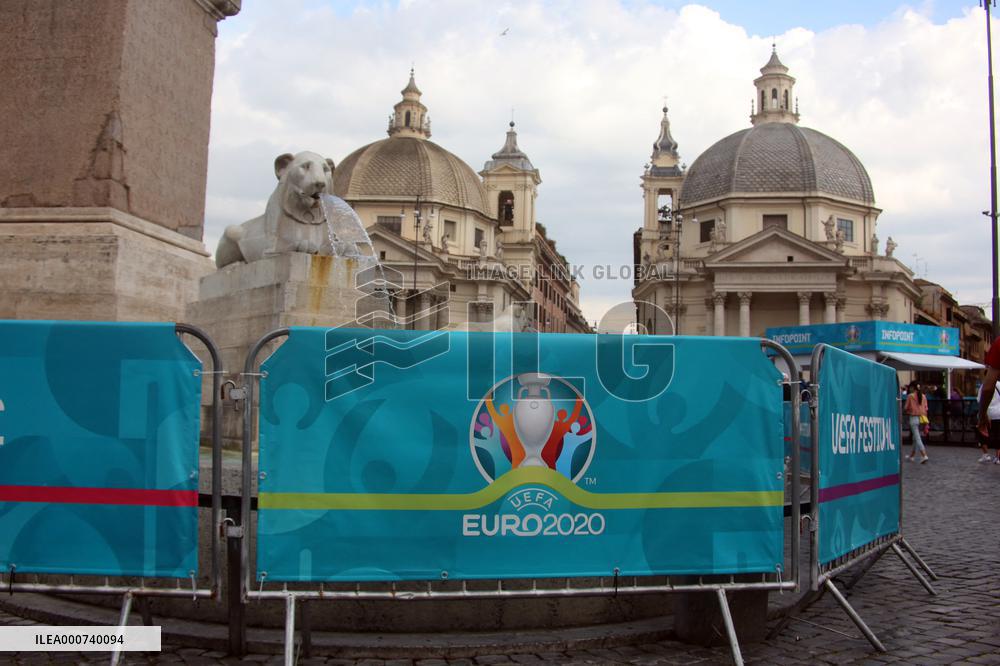 Euro 2020 - Turkey vs Italy - Supporters