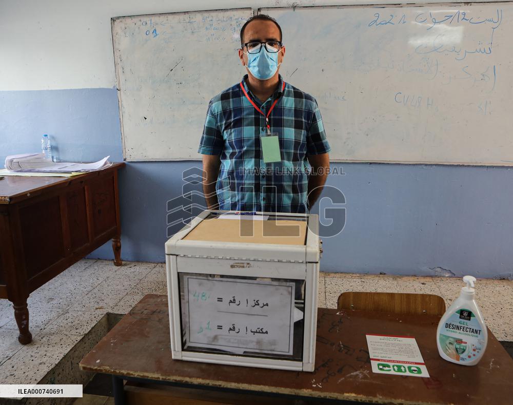Parliamentary Elections in Algeria - Oran