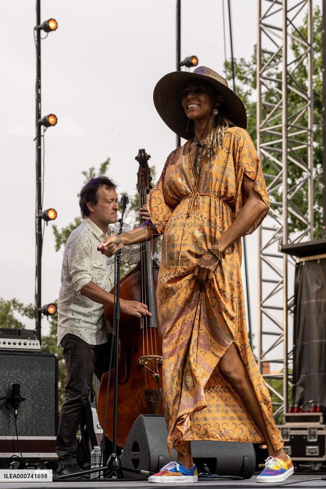 Rio Loco Festival - Ayo in Toulouse