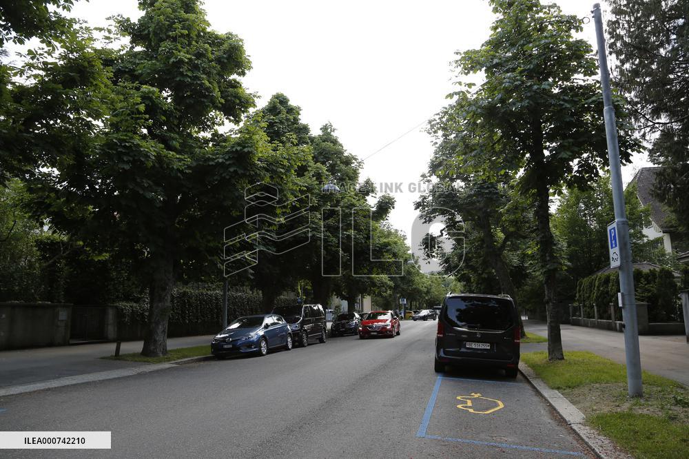 Street Lights Used As Charging Points For Electric Cars - Bern