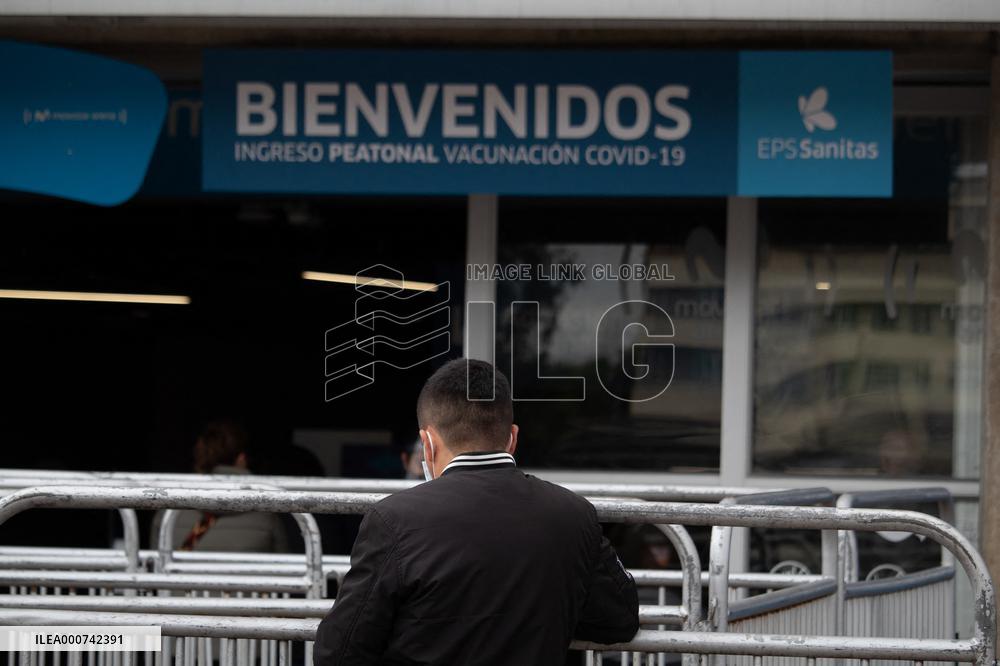 COVID-19 Vaccination - Colombia