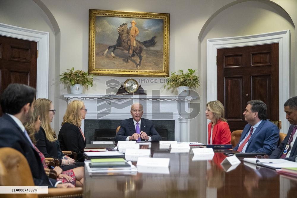 ★US President Joe Biden meets with FEMA Administrator Deanne Criswell and Homeland Security Advisor and Deputy National Securit