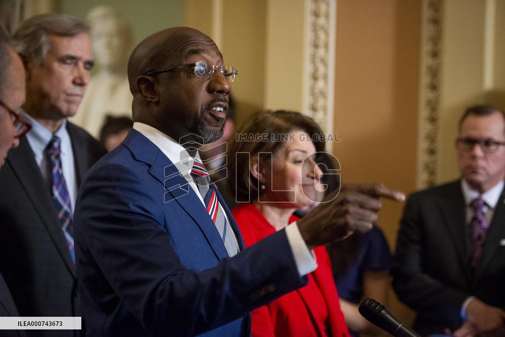 Senators Luncheon Press Conferences - Washington