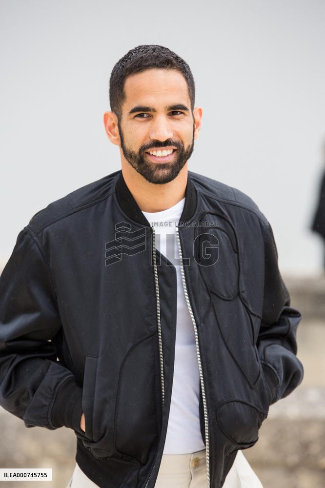 Dior Menswear Spring-Summer 2022 - Outside Arrivals - Paris Fashion Week