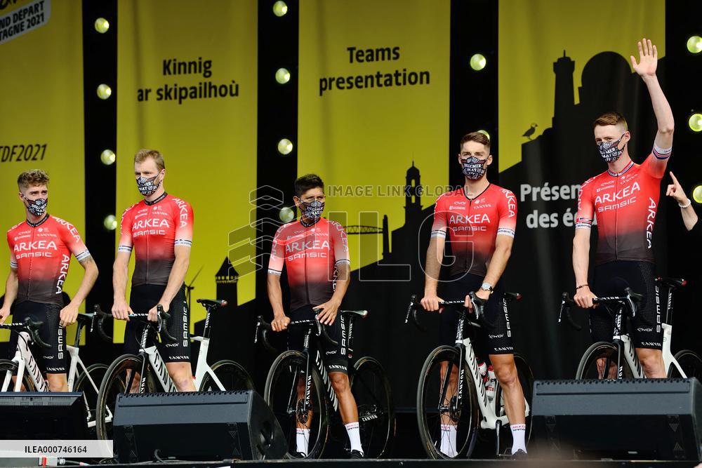 Preparation Before The Start Of The Tour De France - Brest