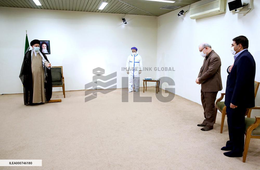 Ayatollah Khamenei Receives A Dose Of The Locally-Made Vaccine Tehran