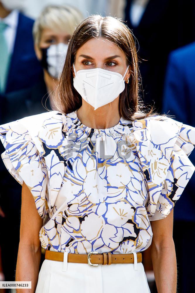 Queen Letiza Meeting With The Student Residence Board  - Madrid