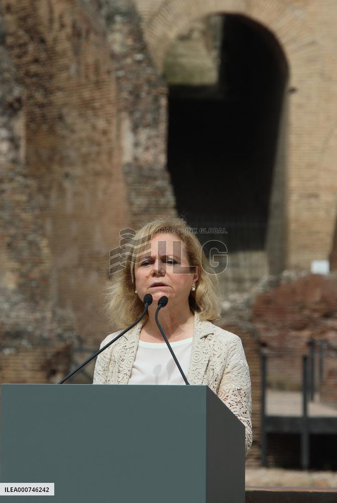 Presentation Of The Works Carried Out In The Hypogea Of The Colosseum - Rome