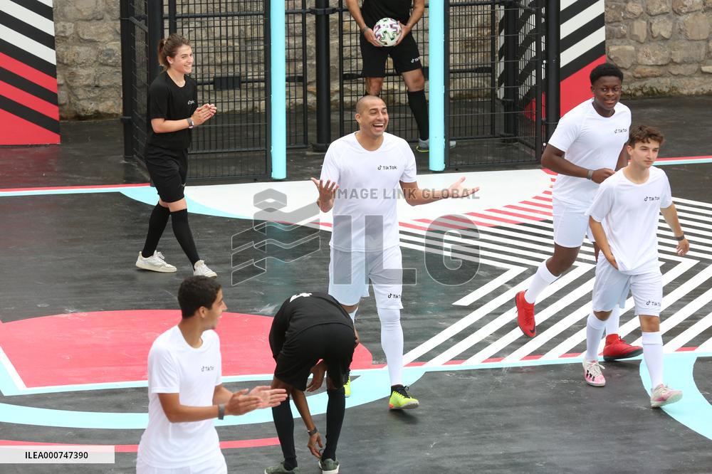 Inauguration ground by Tik Tok and the City Hall of Paris