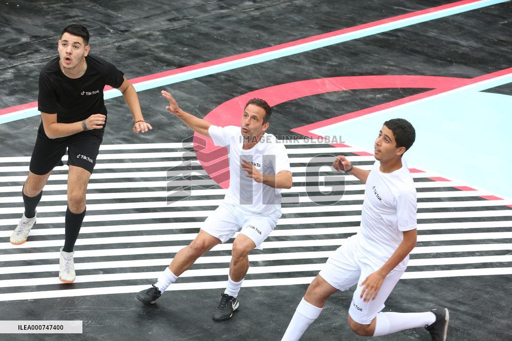 Inauguration ground by Tik Tok and the City Hall of Paris