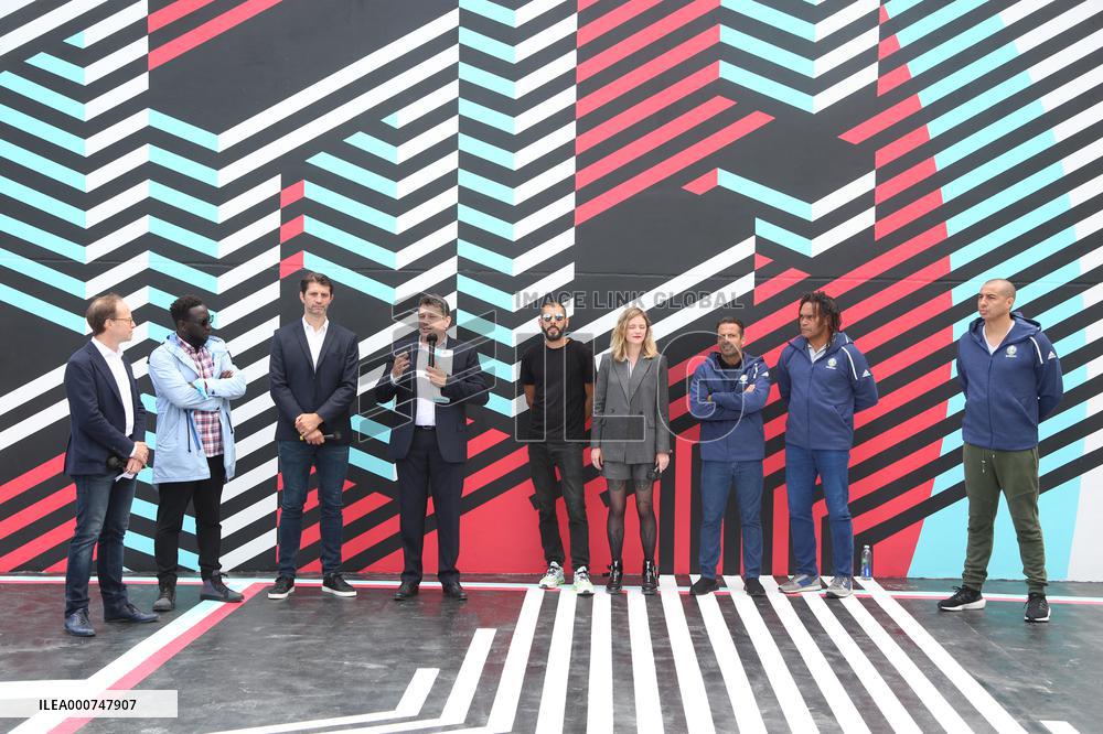 Inauguration ground by Tik Tok and the City Hall of Paris