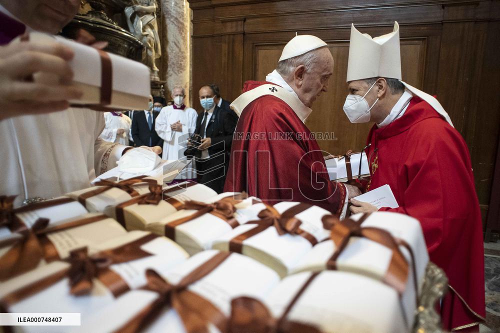Mass To Mark The Feast Of Apostoles Peter And Paul - Vatican