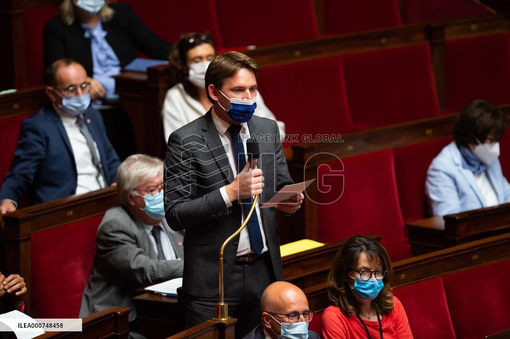 Questions to the government - Paris