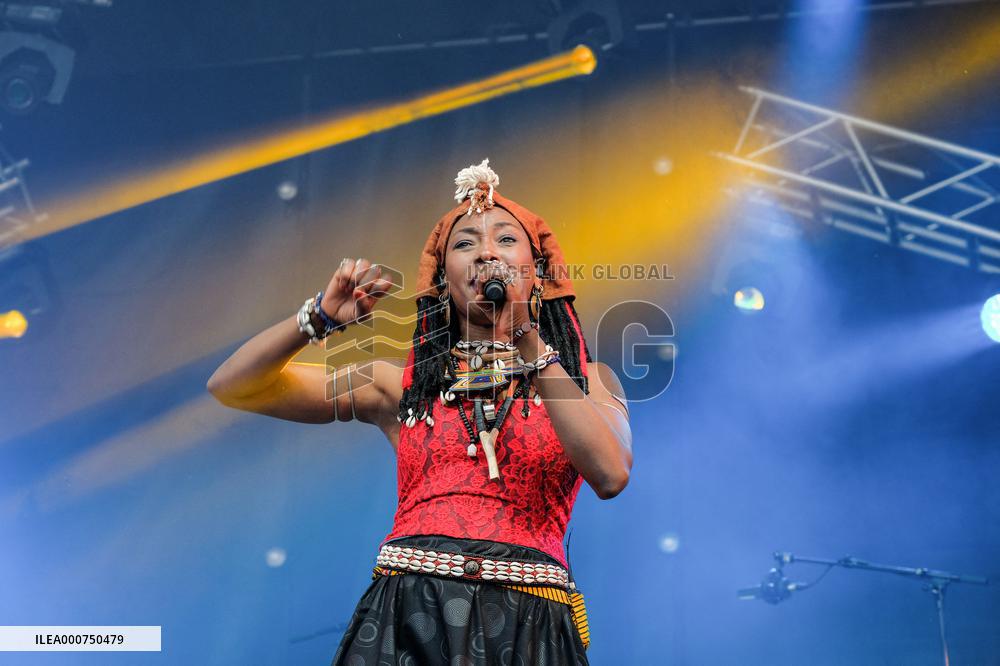 Fatoumata DIAWARA - Rio Loco Festival - Toulouse