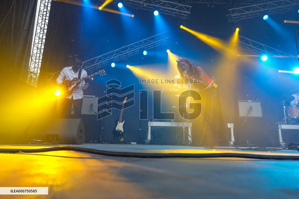 Fatoumata DIAWARA - Rio Loco Festival - Toulouse