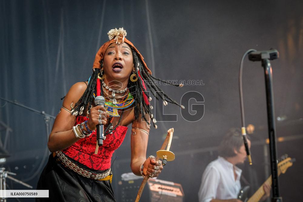 Fatoumata DIAWARA - Rio Loco Festival - Toulouse