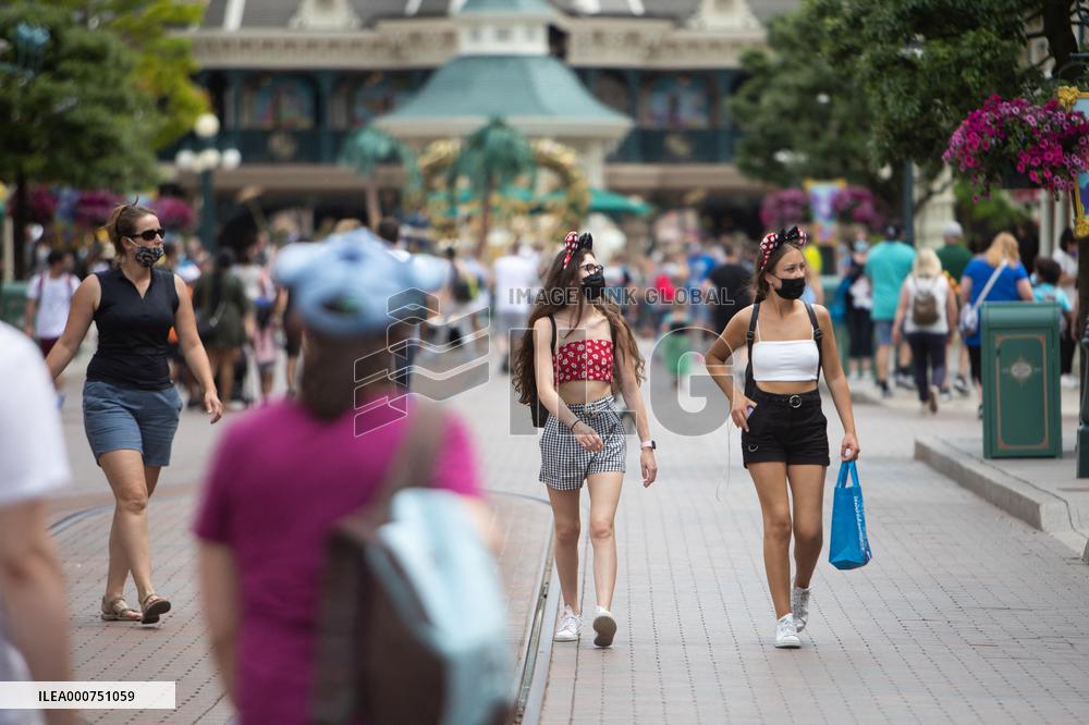 Disneyland Paris Repoens To The Public - Paris