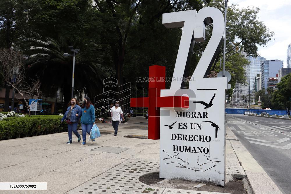 Anti-monuments placed as attempt to demand Justice - Mexico