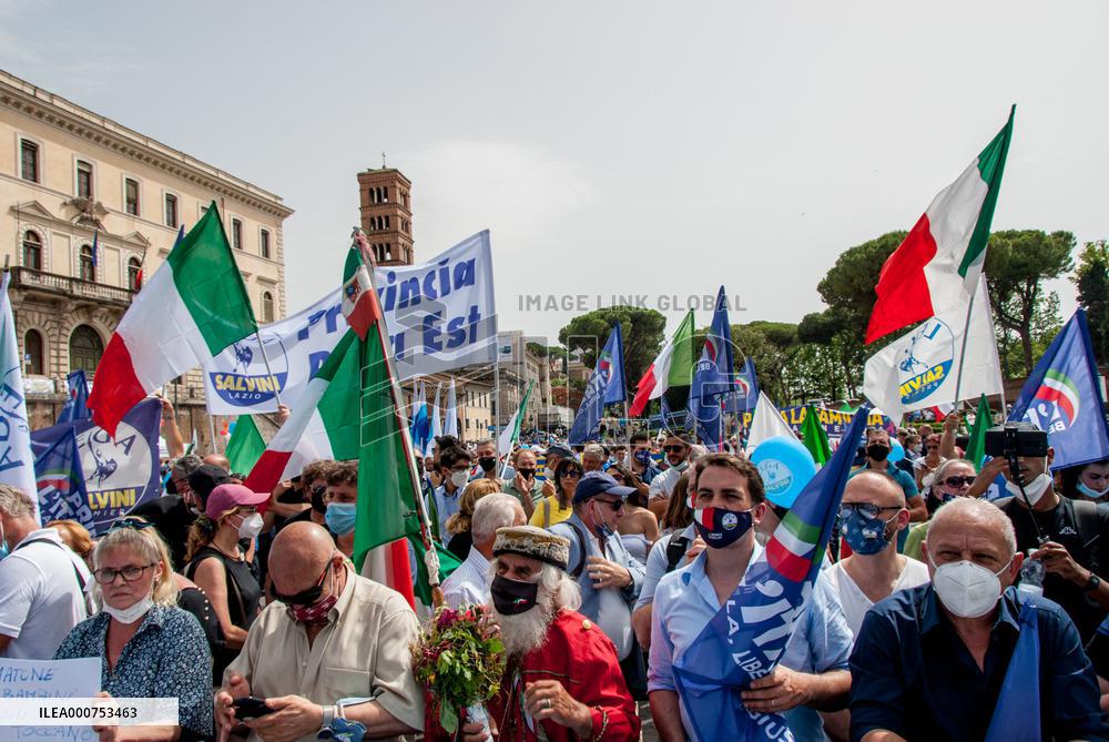 Matteo Salvini at the Lega demonstration in Rome