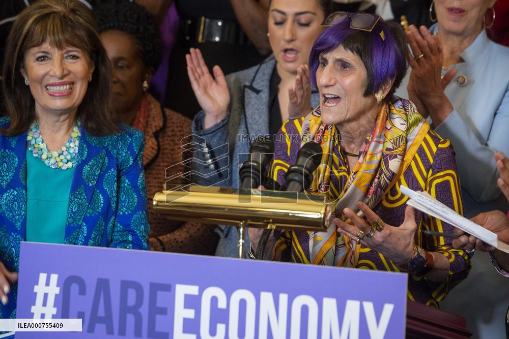 Democrats Press Conference - Washington