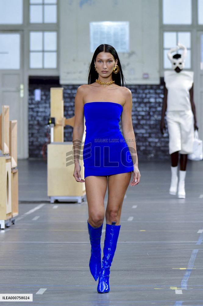 PFW - Bella Hadid Models For Off-White