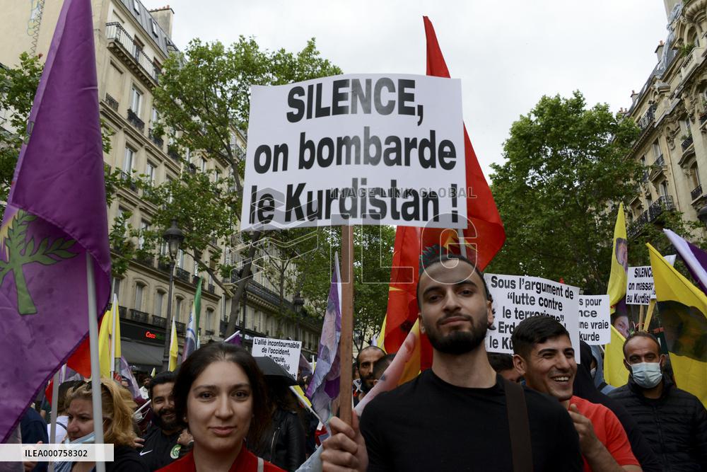 Demonstration Of The Kurdish Community Of France - Paris
