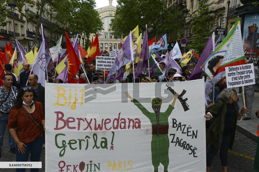 Demonstration Of The Kurdish Community Of France - Paris