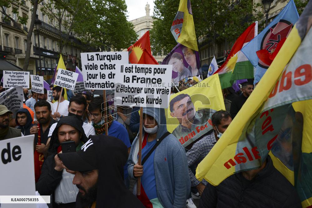 Demonstration Of The Kurdish Community Of France - Paris