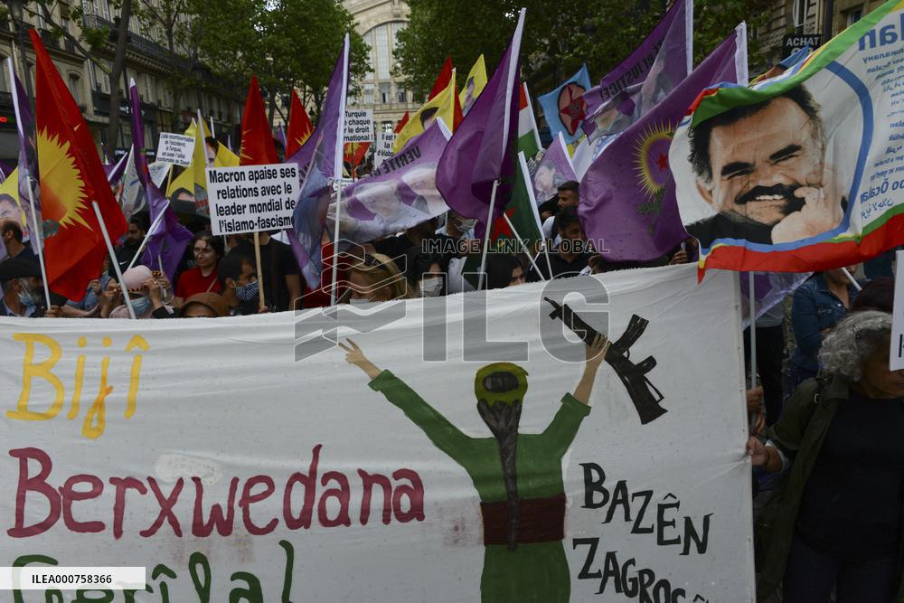 Demonstration Of The Kurdish Community Of France - Paris