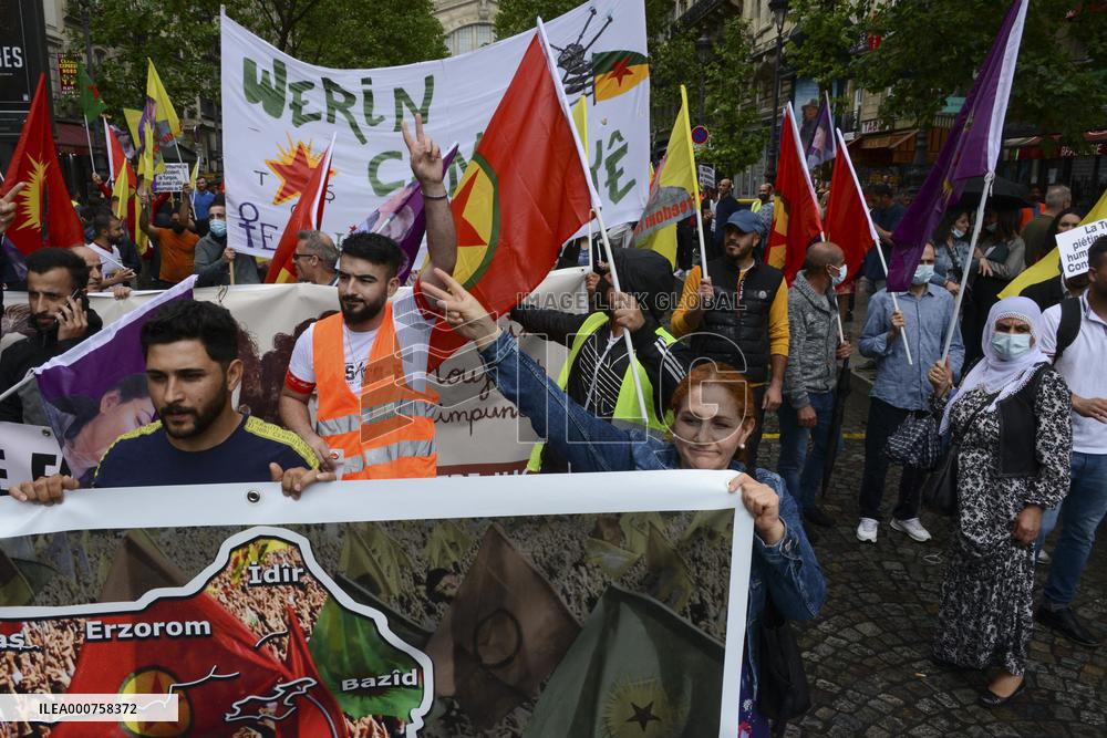 Demonstration Of The Kurdish Community Of France - Paris