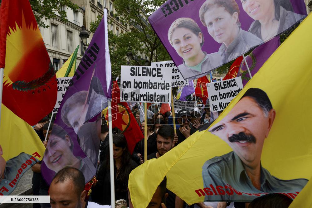 Demonstration Of The Kurdish Community Of France - Paris