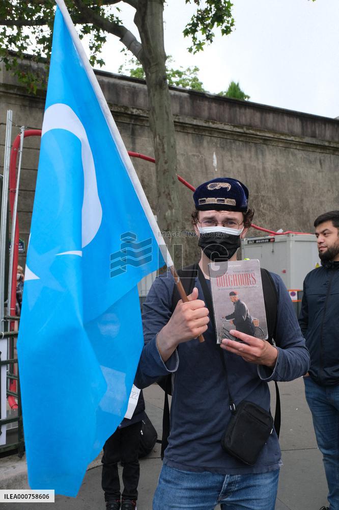 Uyghur protest in Paris