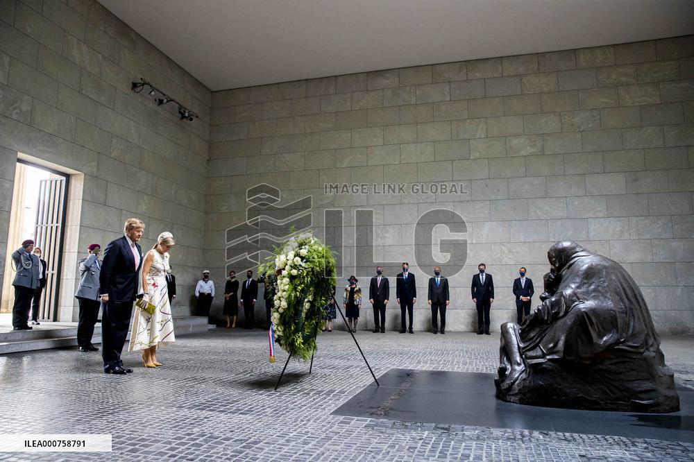 Dutch Royals Lay Wreath in Neue Wache - Berlin