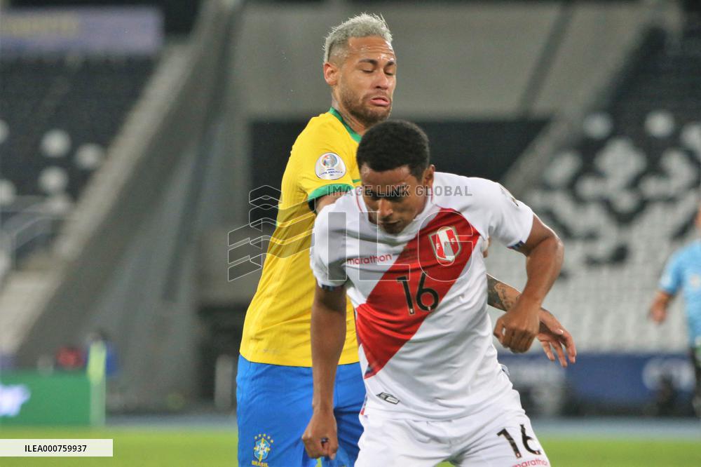 Copa America - Brazil v Peru
