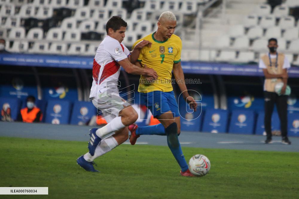 Copa America - Brazil v Peru