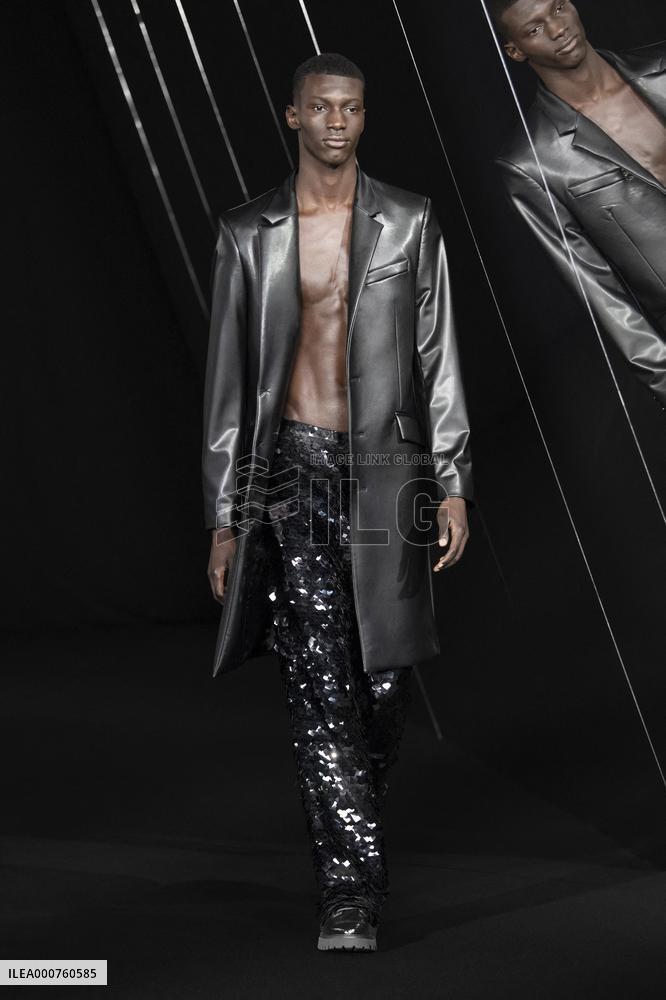 PFW - Azzaro Runway