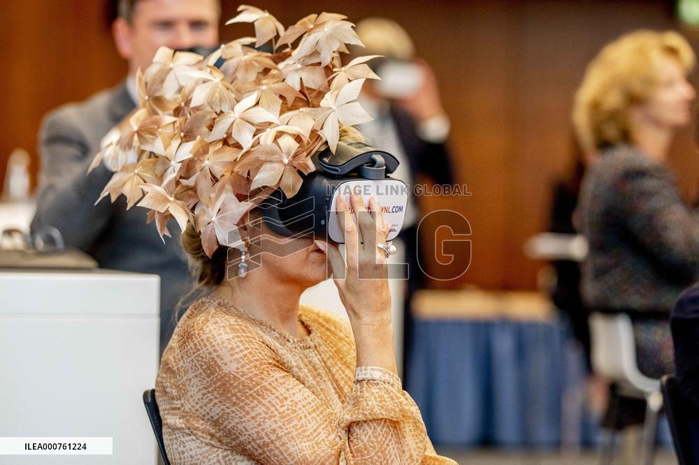 Dutch Royals Visit Dutch-German Hydrogen Sympisum - Berlin