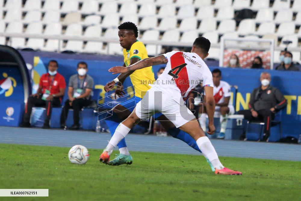 Copa America - Brazil v Peru
