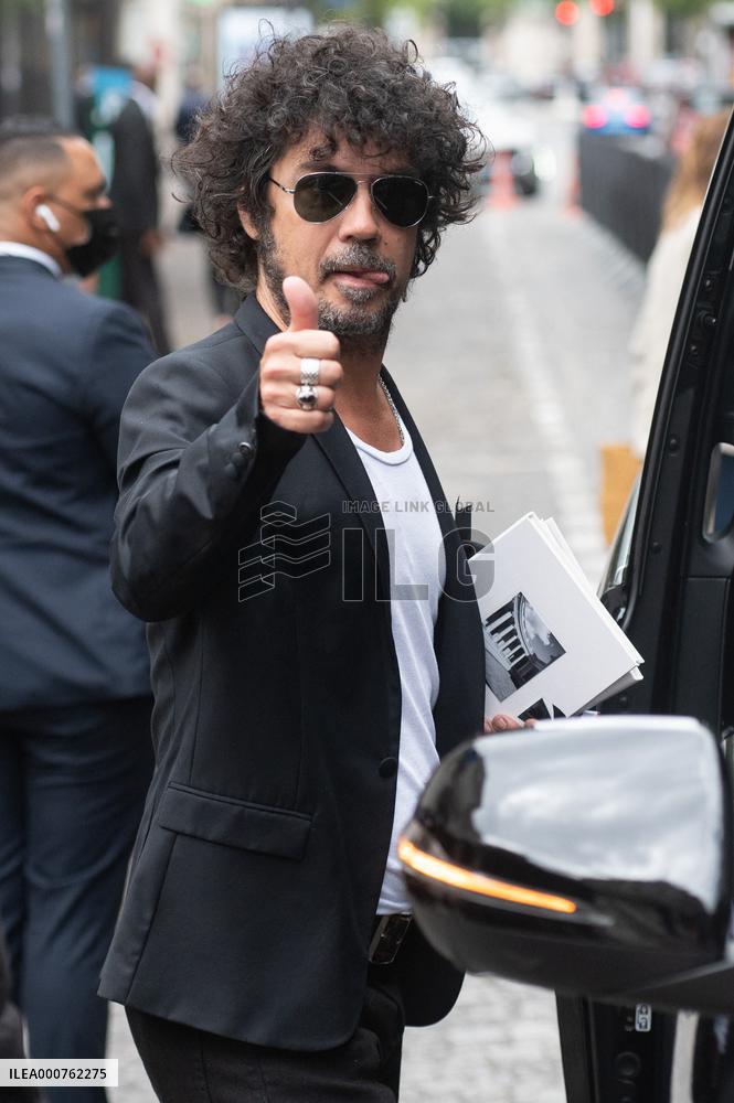 PFW - Chanel Arrivals