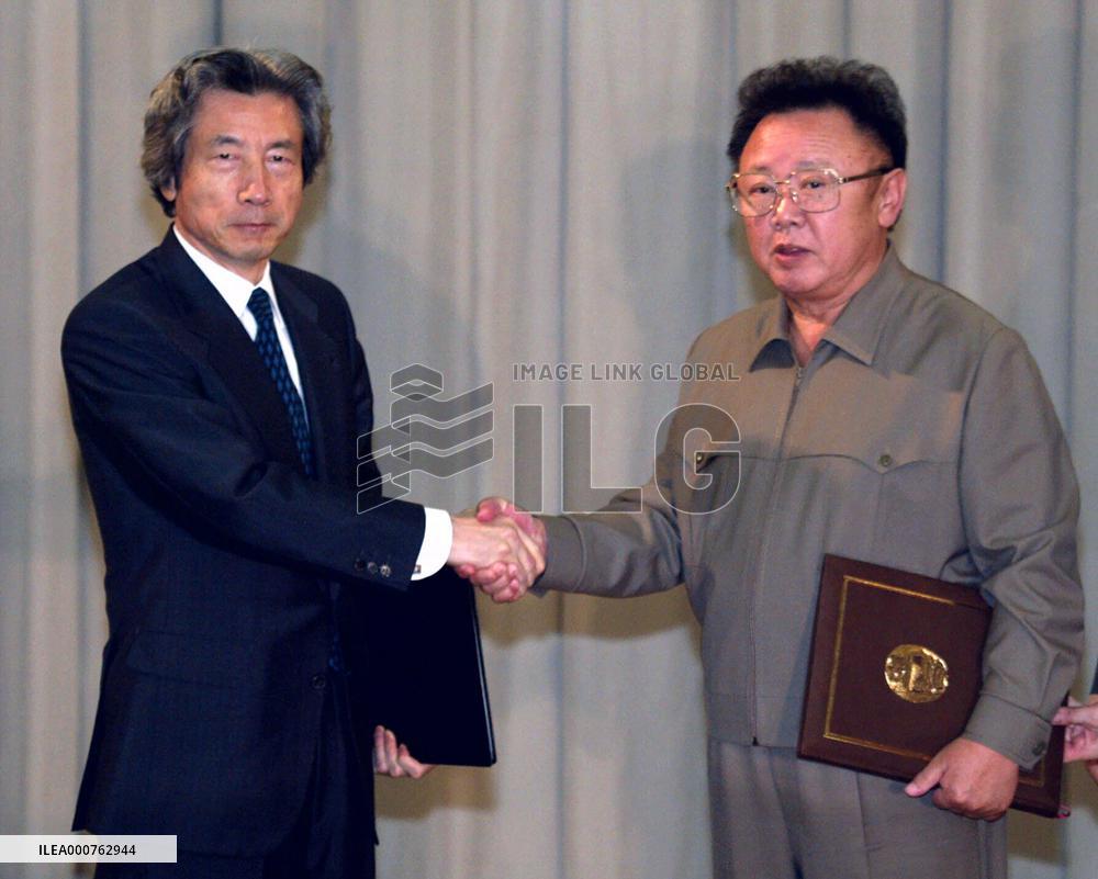 Japan-N. Korea summit meeting in 2002
