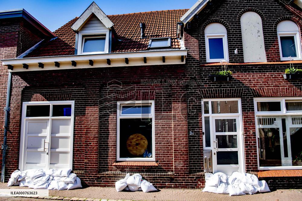 Sandbagging for Flood Protection in Netherlands