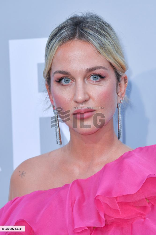 Cannes - Amfar Party Photocall