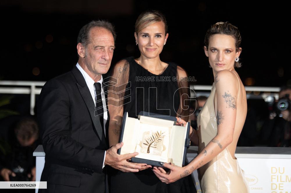 Cannes-Palme d or Winner Photocall-DN.