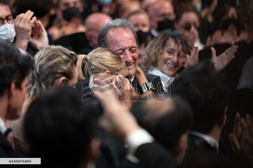 Cannes-Palme d or Winner Photocall-DN.