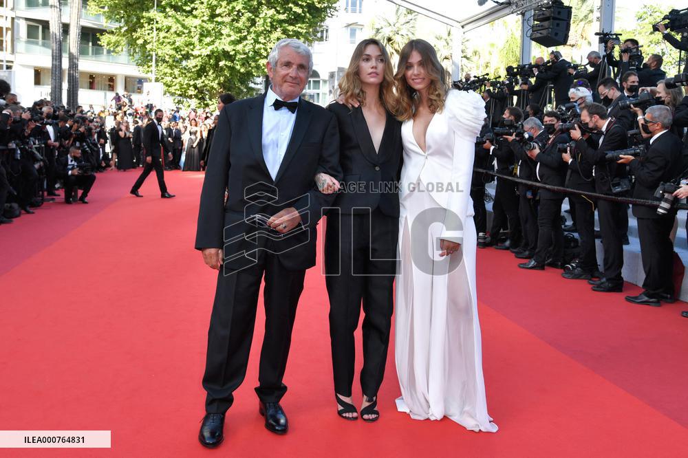 Cannes - OSS 117 Alerte Rouge En Afrique Noire Premiere
