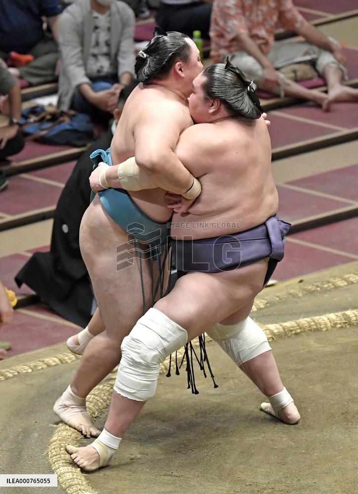 Autumn Grand Sumo Tournament