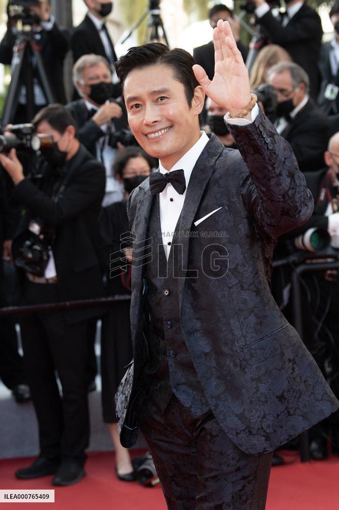 Cannes-OSS 117-Closing Ceremony-DN