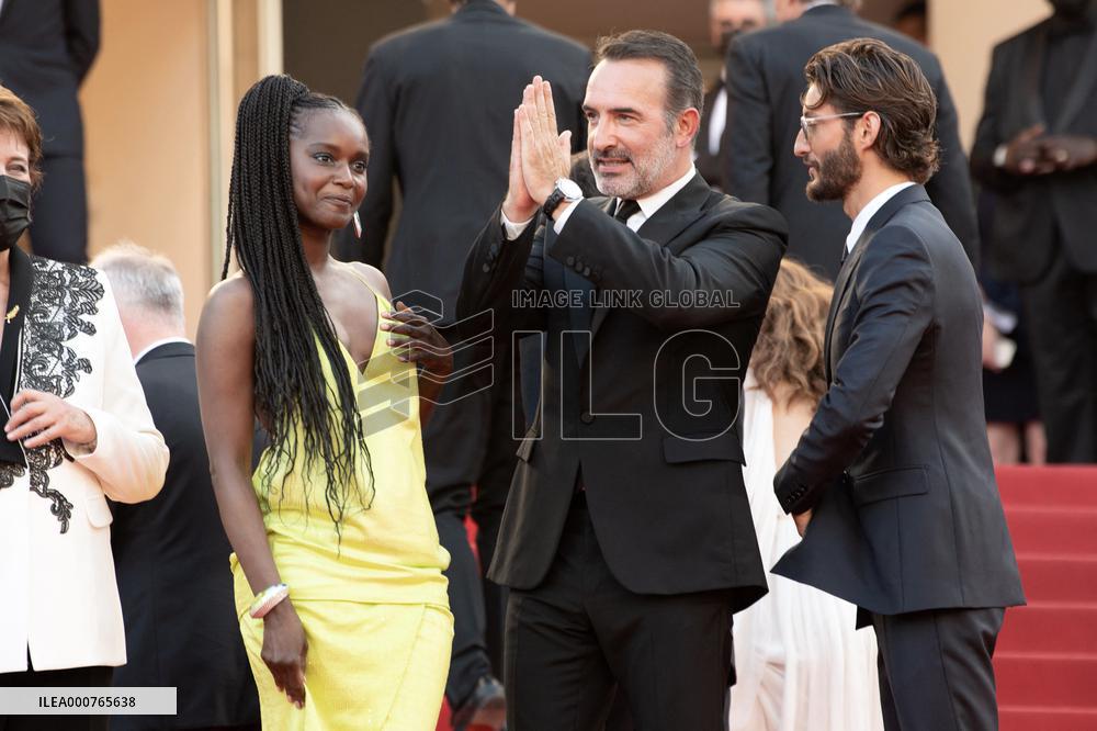 Cannes-OSS 117-Closing Ceremony-DN